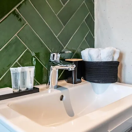 Beautiful Water Villa, Near Schiphol And Amsterdam 船屋 阿斯米尔