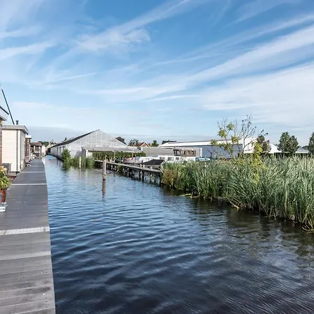 Beautiful Water Villa, Near Schiphol And Amsterdam 船屋 阿斯米尔