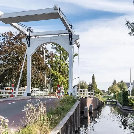 Beautiful Water Villa, Near Schiphol And Amsterdam 船屋